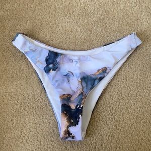 ⭐️2 for 10⭐️ NWT Marble bikini bottoms
